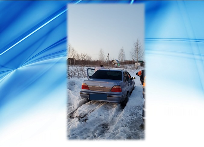 В Уфимском районе парень заблудился и застрял в снегу