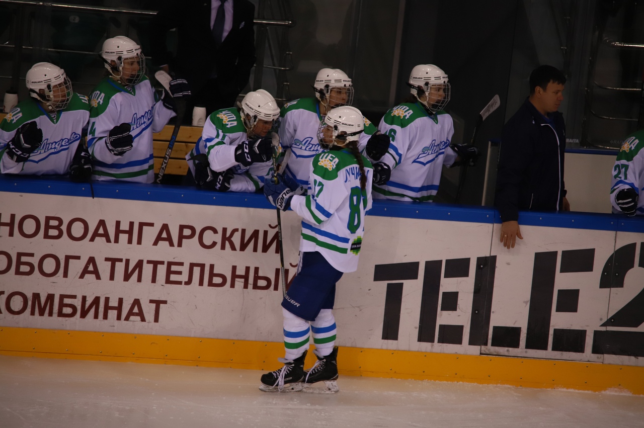 Две хоккеистки «Агидели» вошли в состав сборной России на чемпионат мира