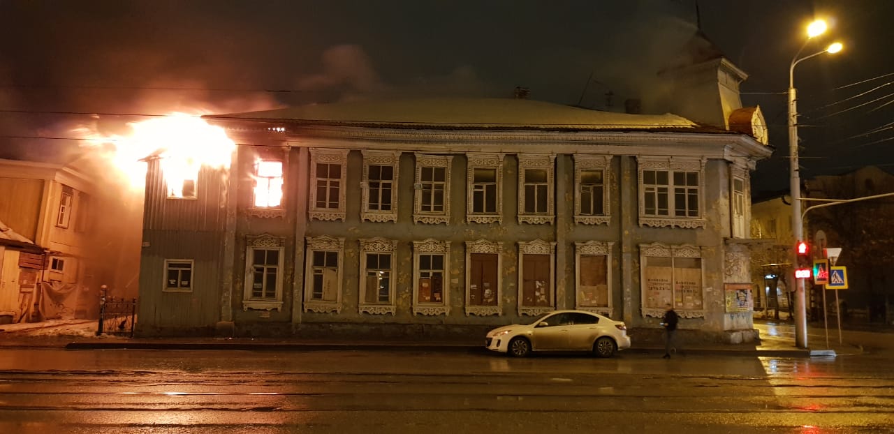 В Уфе горит памятник архитектуры Дом Бухартовских
