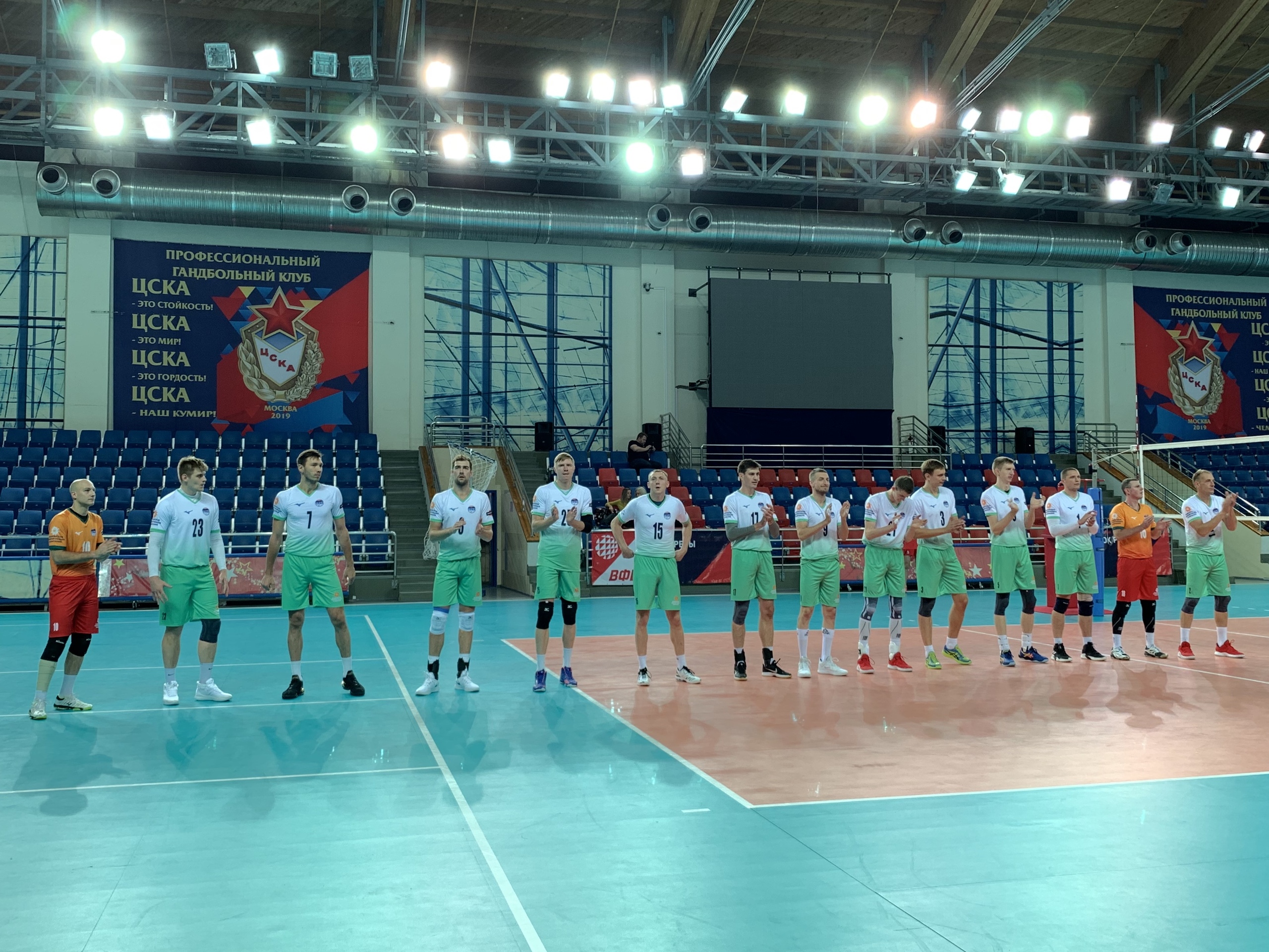 Волейбольный клуб «Урал» одержал сверхволевую победу в Кубке России