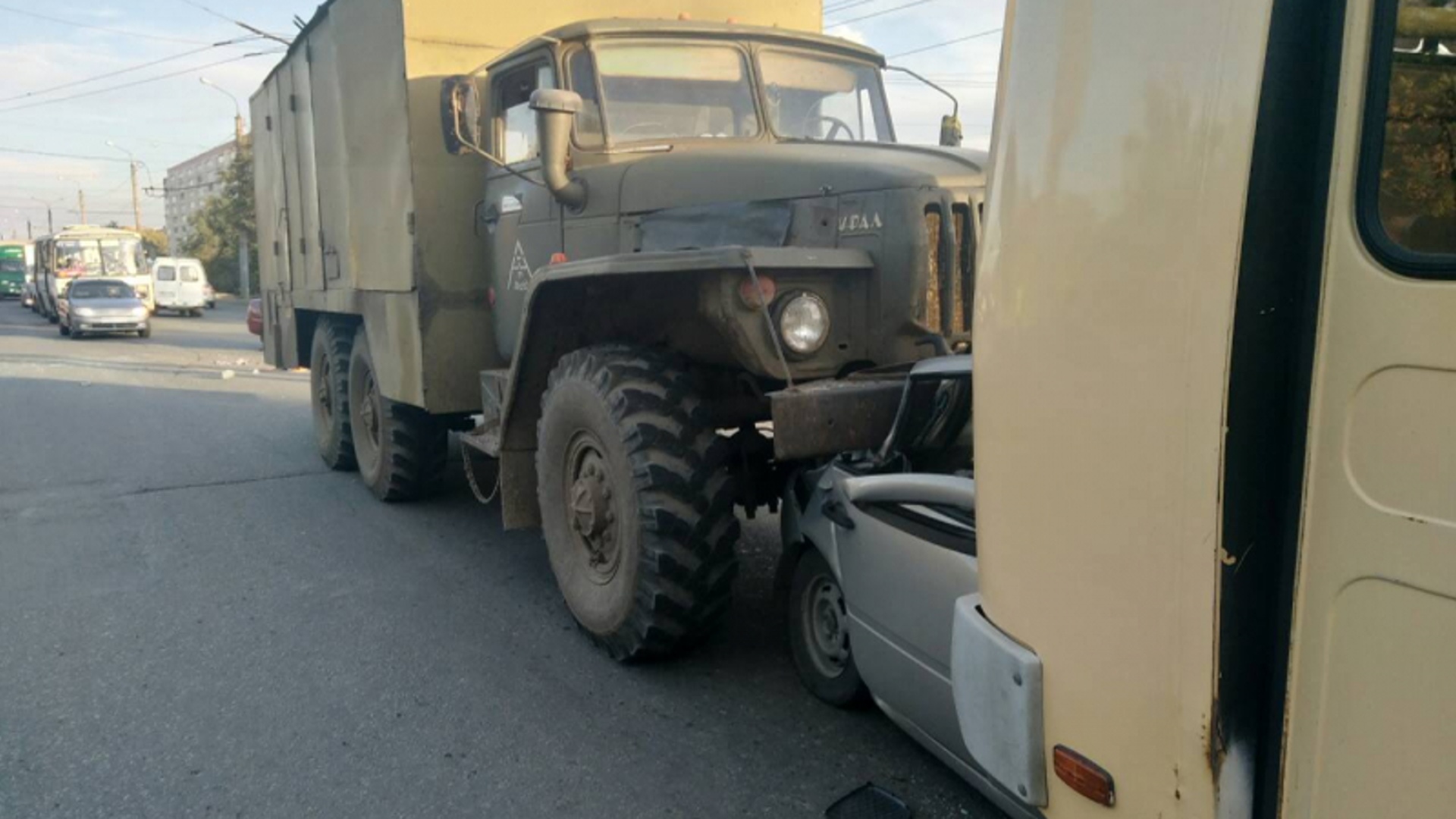 Водитель автобуса оренбург. Дикий автобус Оренбург.