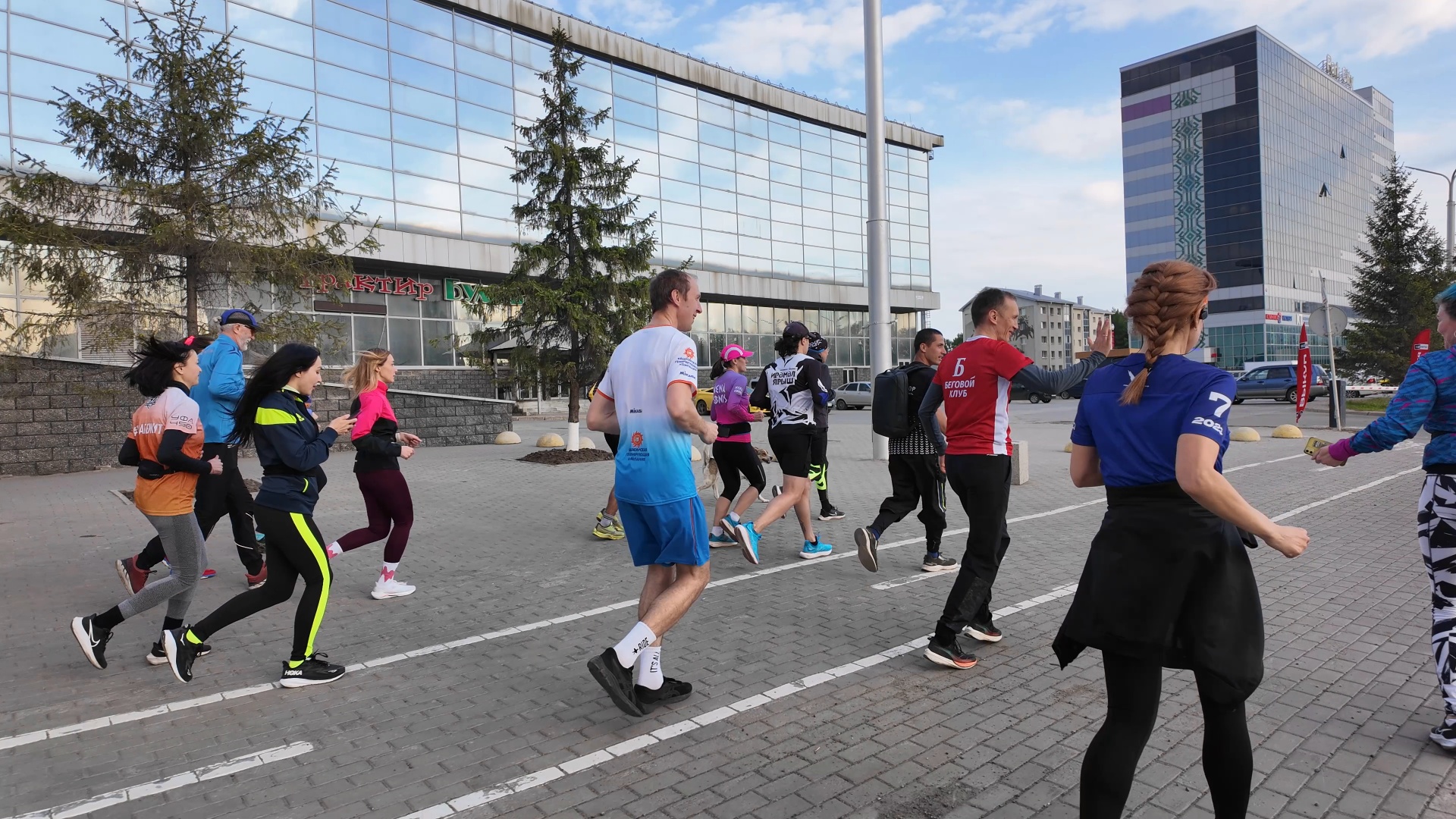 Уфимцы пробегут 450 километров вокруг Уфы в честь юбилея города. Как они  это сделают? - Новости - Уфа - UTV