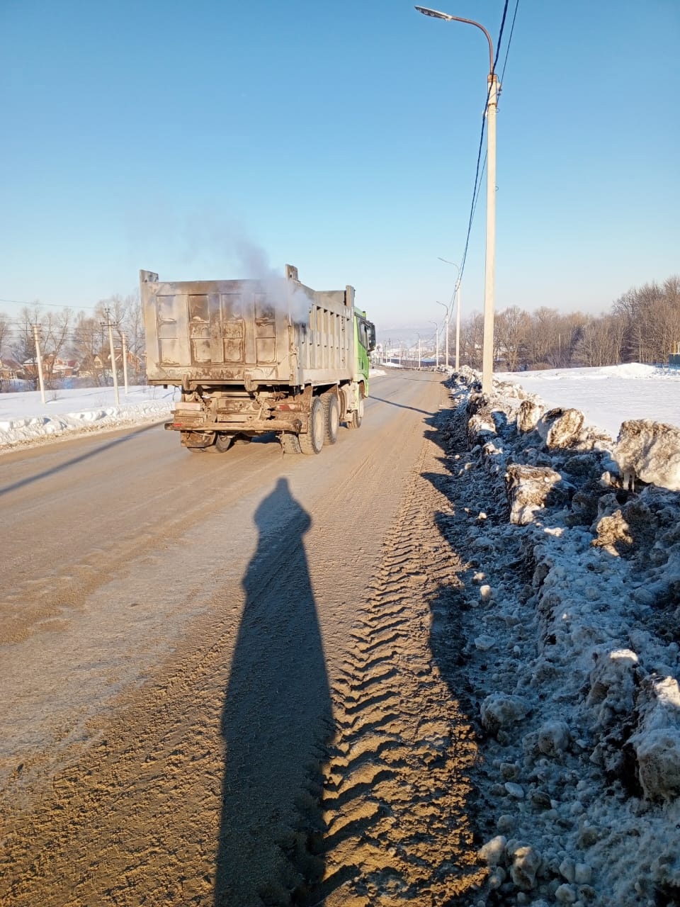 Ждали и терпели»‎: в Уфе жители Зинино снова пожаловались на отсутствие  остановки и поток фур - Новости - Уфа - UTV