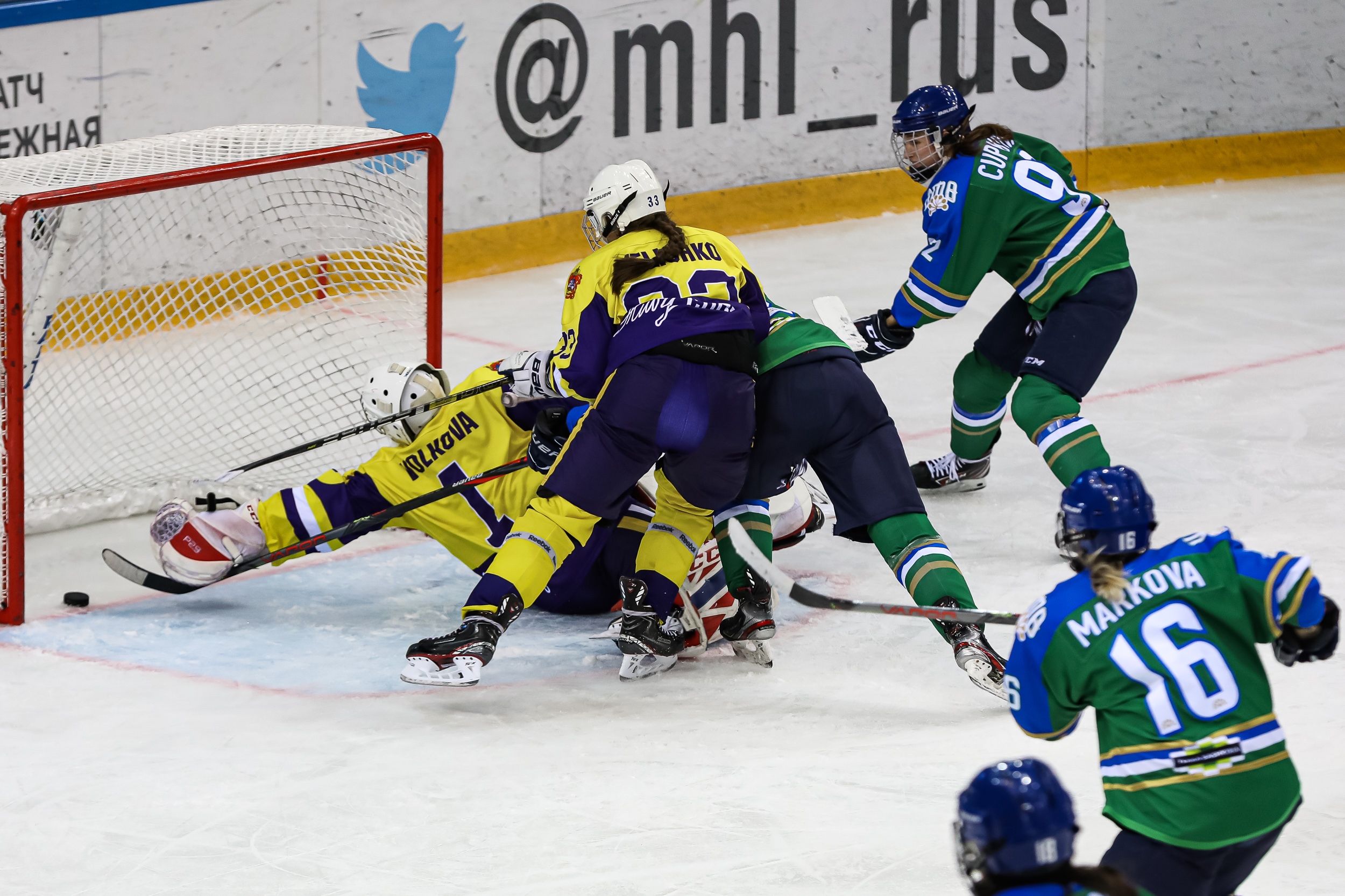 Уфимская «Агидель» одержала две разгромные победы над новичком Женской хоккейной лиги