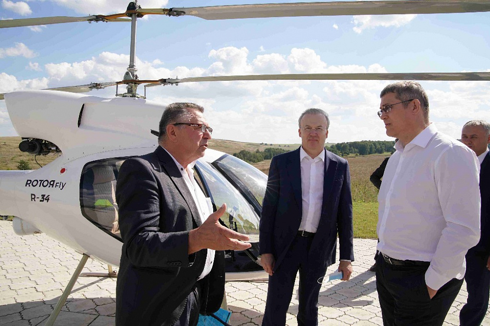 В Башкирии будут развивать парашютный спорт и строить вертолеты