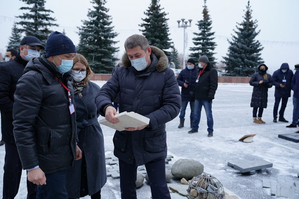 «Приехал бы с битой». Радий Хабиров жестко раскритиковал ремонт кровли в башкирском городе