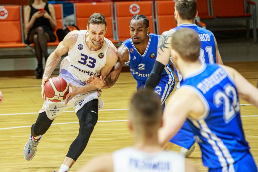 Баскетбольный клуб «Уфимец» уступил «Новосибирску»