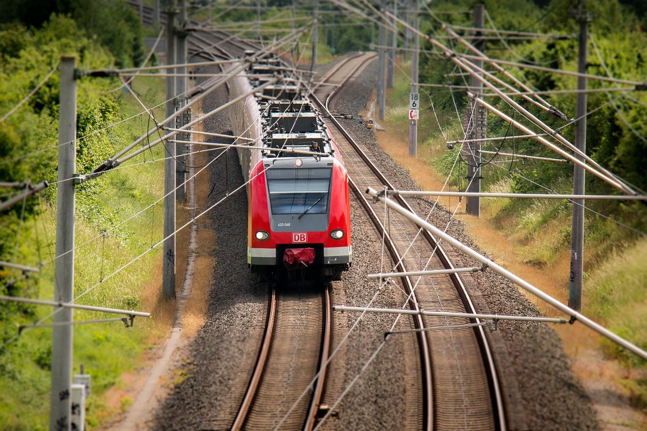 Поезд Оренбург-Москва снова начнет курсировать ежедневно - Новости - Уфа -  UTV