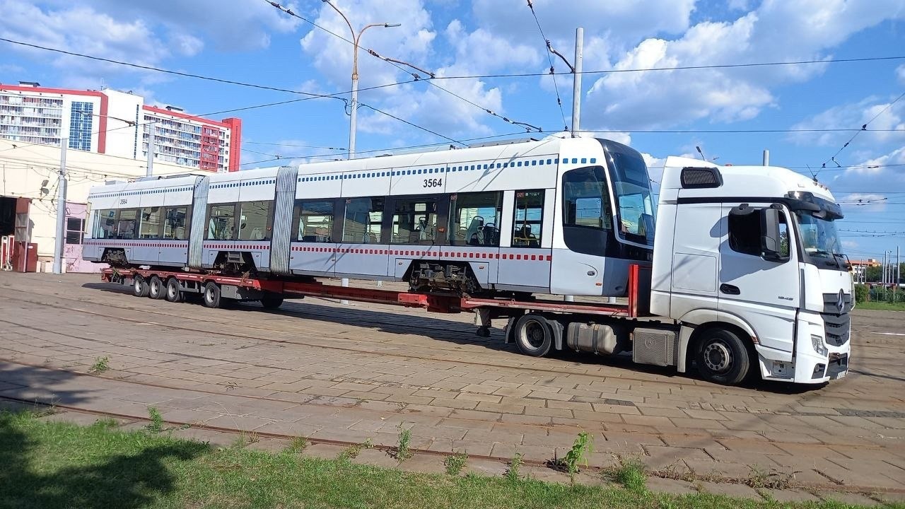 Уфе придется заплатить 24,4 миллиона за доставку списанных трамваев из Москвы