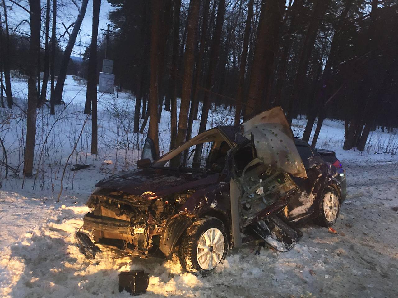 В Башкирии женщина на «Hyundai Solaris» съехала в кювет и врезалась в  дерево - Новости - Уфа - UTV