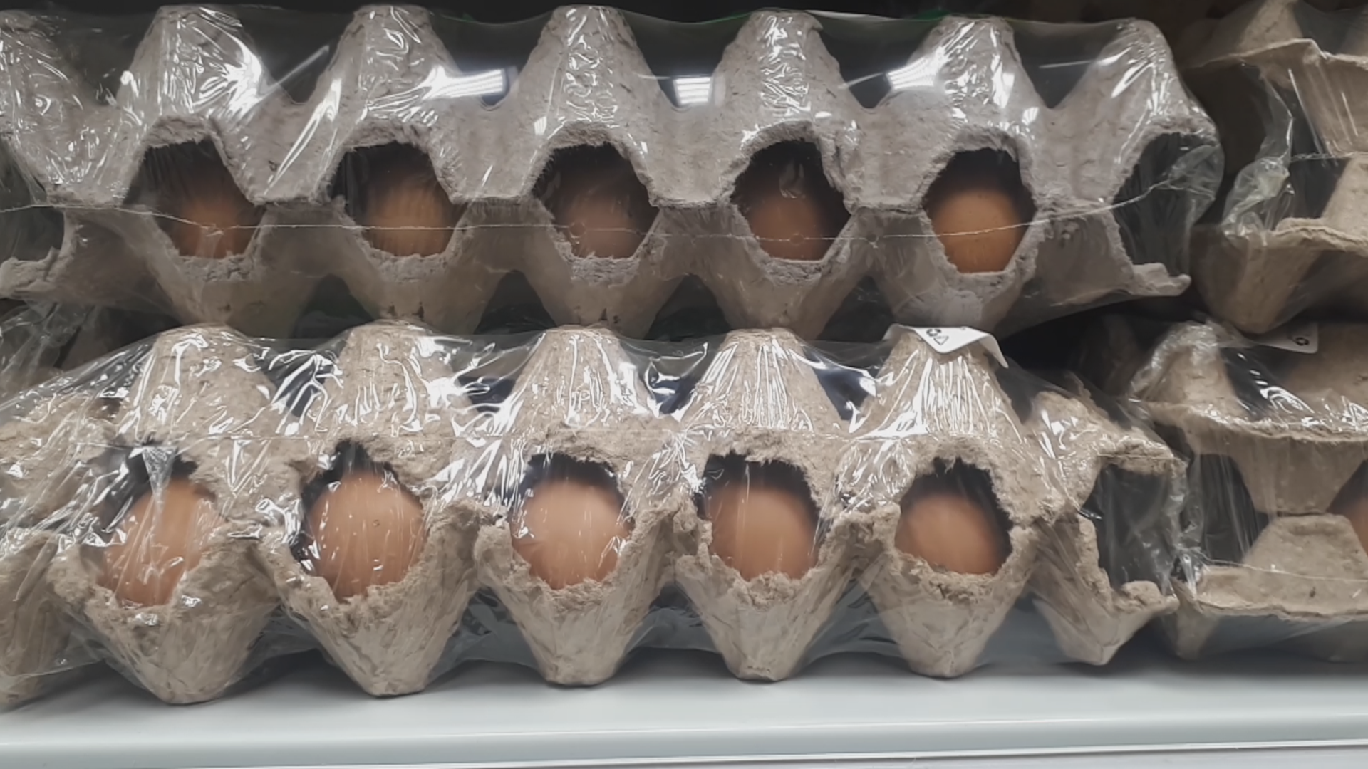 Купить челябинское яйцо. Оренбургская птицефабрика яйцо. Мороженая курица яйца. Яйцо Уфа.