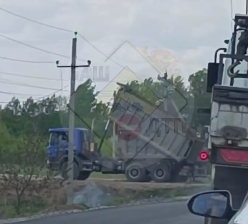 На уфимской дороге водитель грузовика умер от удара током
