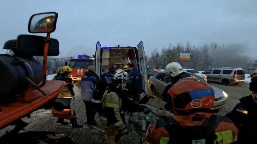 В Уфе загорелась теплокамера рядом с мебельным центром «Парус»