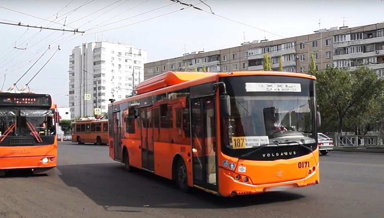 Нехватку автобусов на городских маршрутах в Оренбурге объяснили кадровым голодом