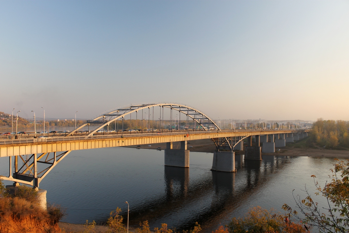 Уфа белей. Мост через реку белая в Уфе. Река белая Башкирия мост. Река белая Уфа. Природа Башкортостана река белая Уфа мост.