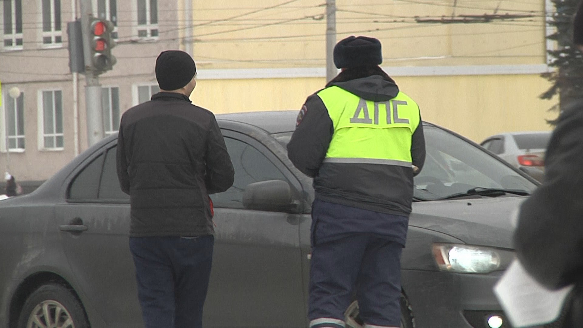 Уфимских водителей предупреждают о еженедельных рейдах по тонировке -  Новости - Уфа - UTV