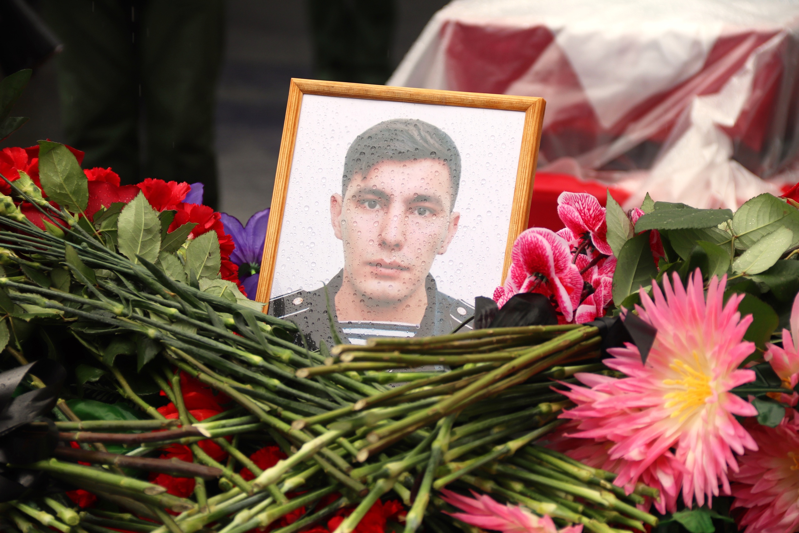 Родственникам погибших военных. Простились с погибшим в Башкортостане.