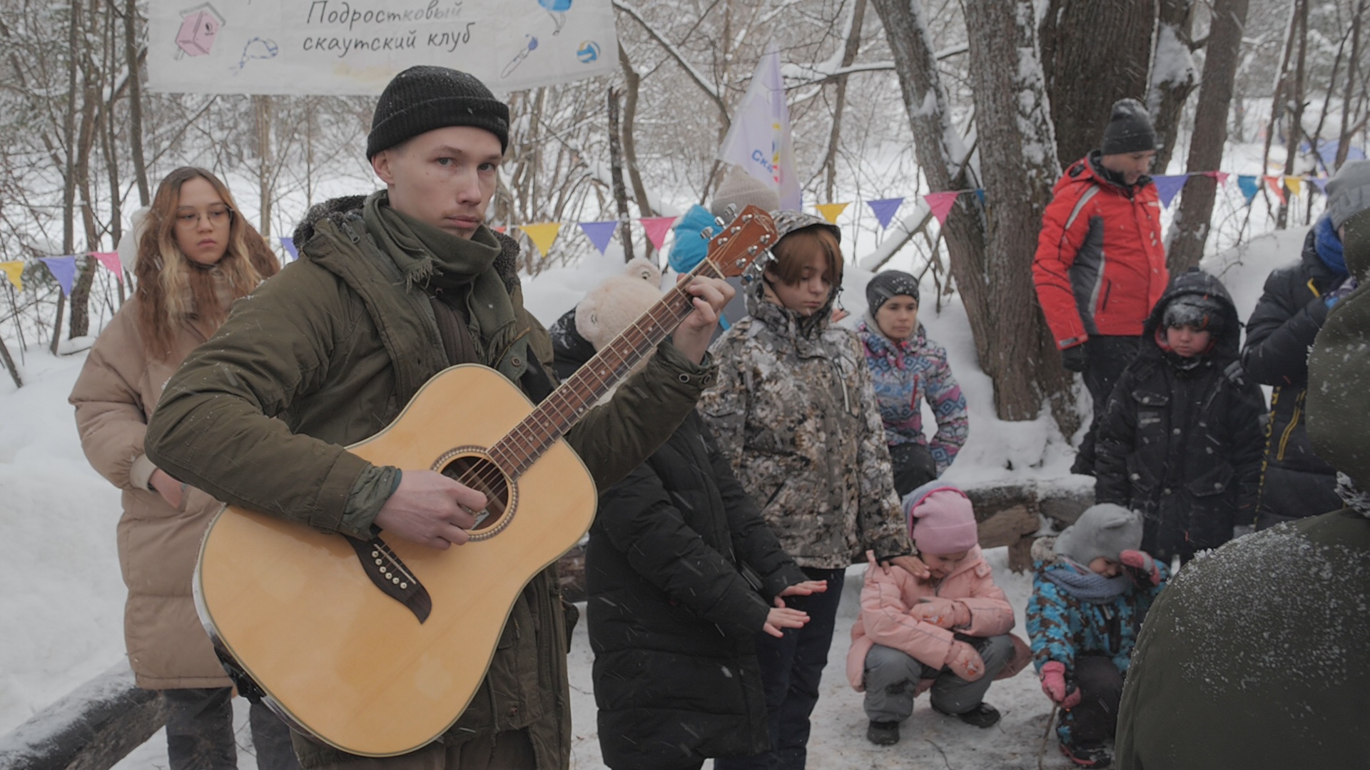 Песни у костра и лыжи. Почему сотни человек каждый год ездят на фестиваль  «Снежинка»? - Новости - Уфа - UTV