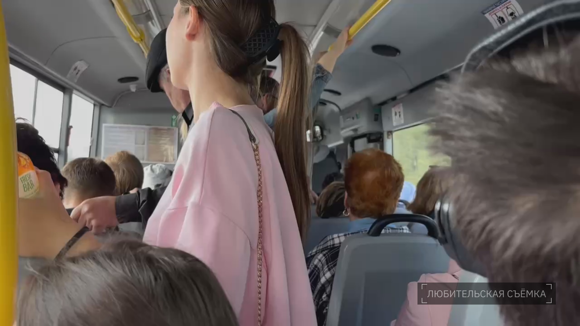 Кадр из репортажа UTV; любительская съёмка